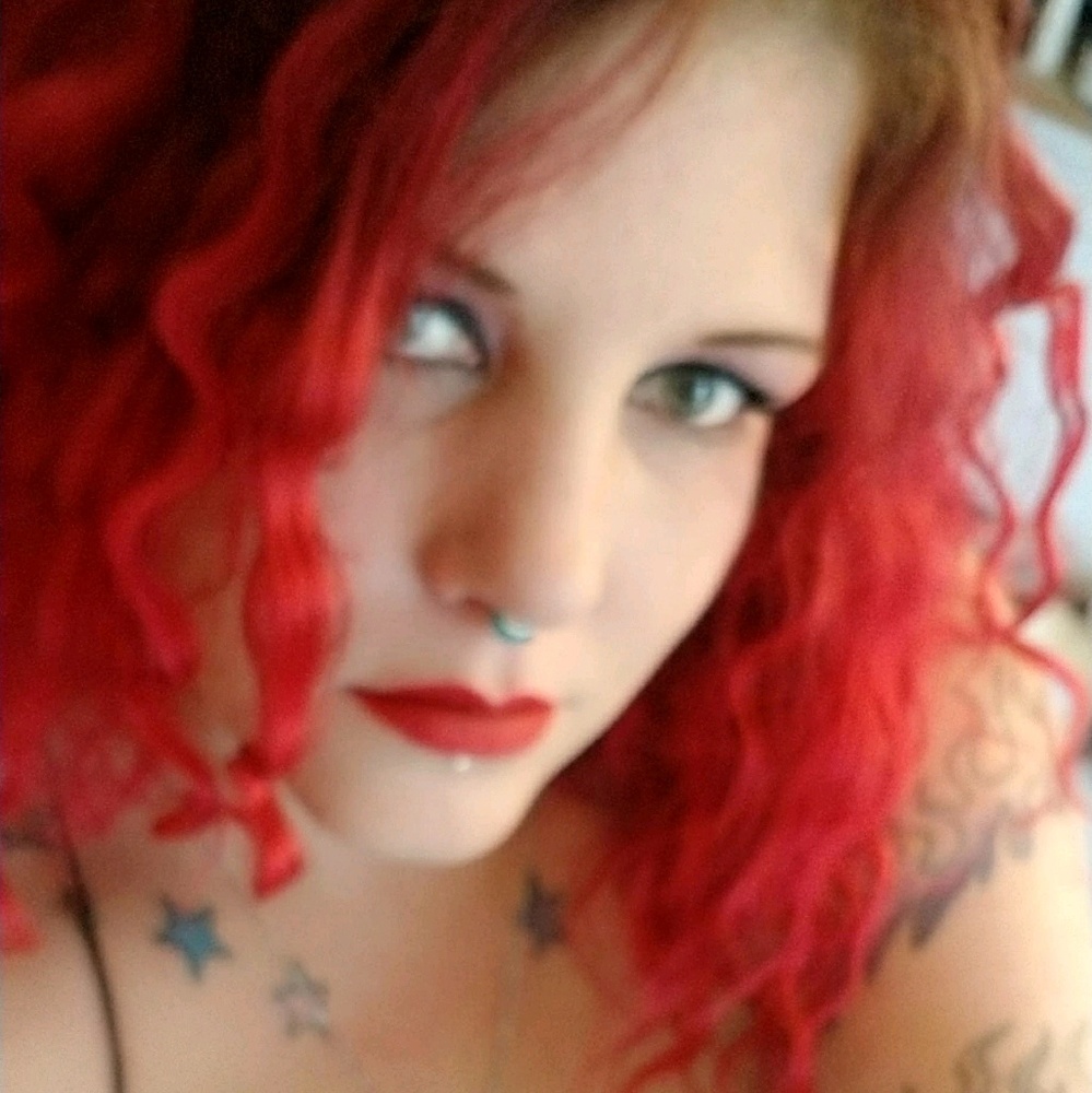 Meet your Posher, Christina